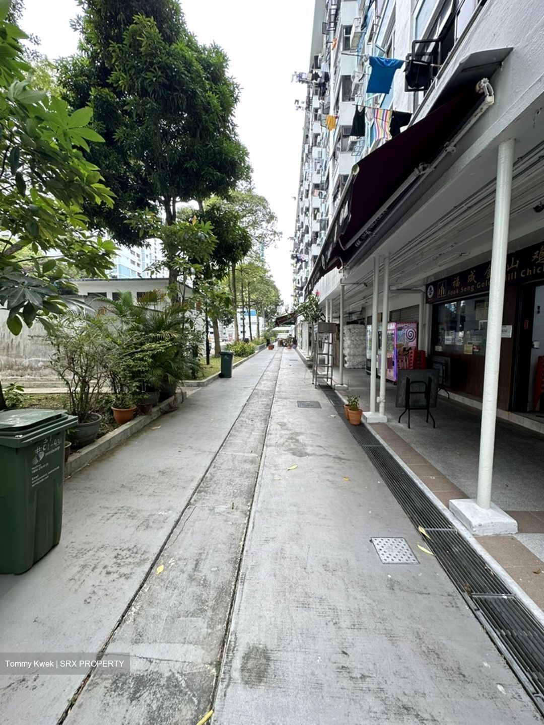 Rumah Tinggi View (D3), Shop House #522675551